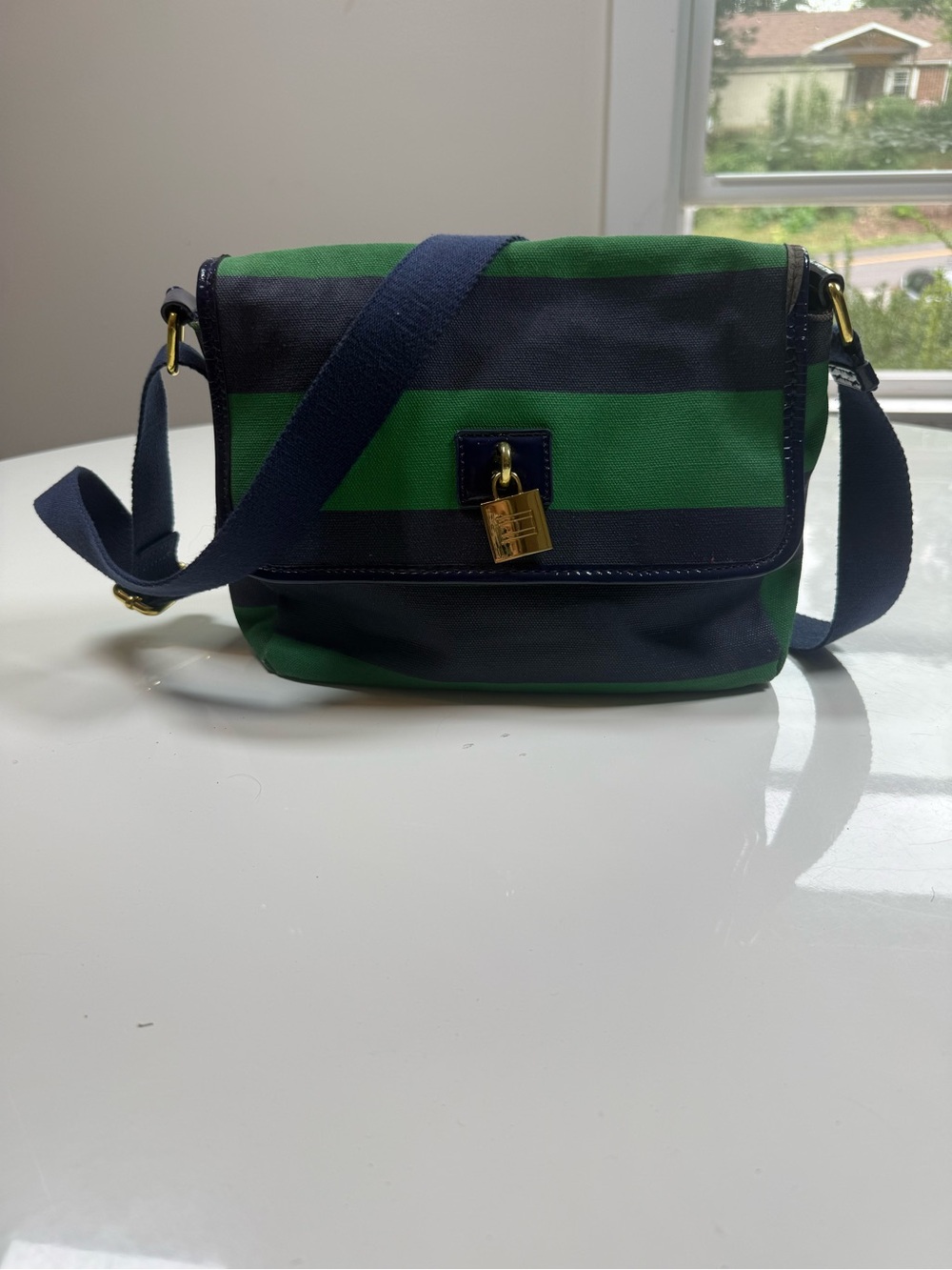 y2k Tommy Hilfiger Crossbody Bag